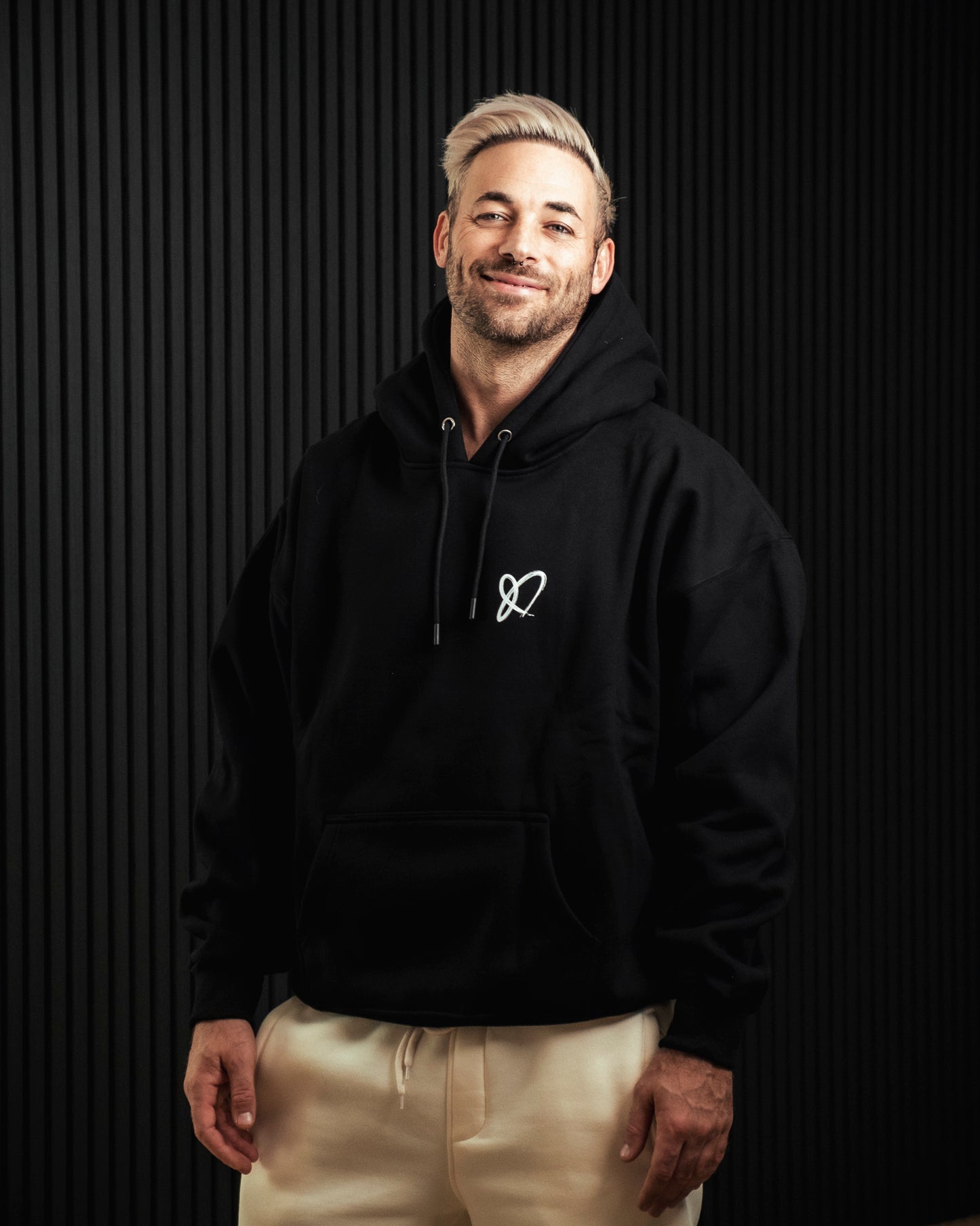 »Lia Heart Black & White« Hoodie