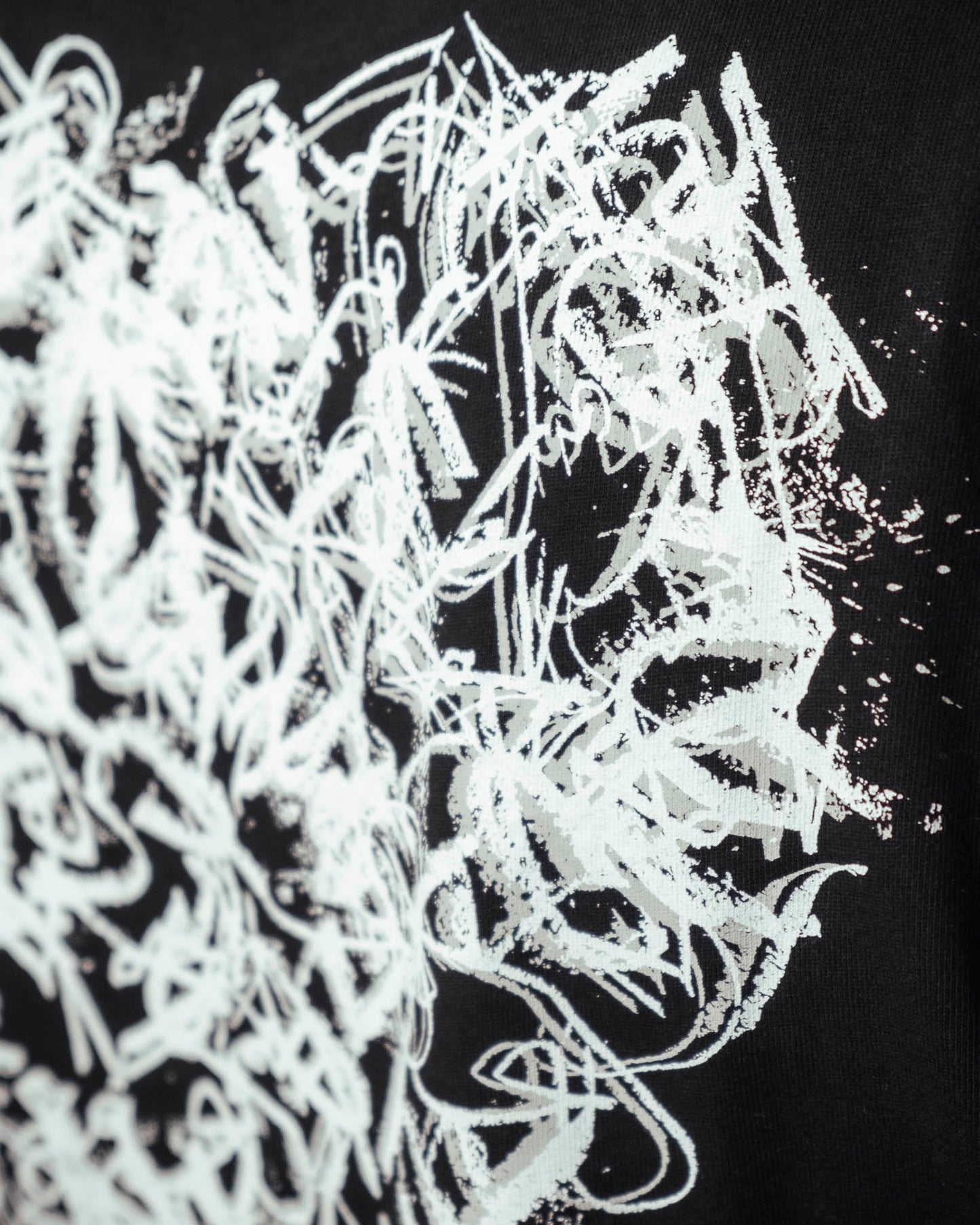 »Lia Heart Black & White« T-Shirt Black